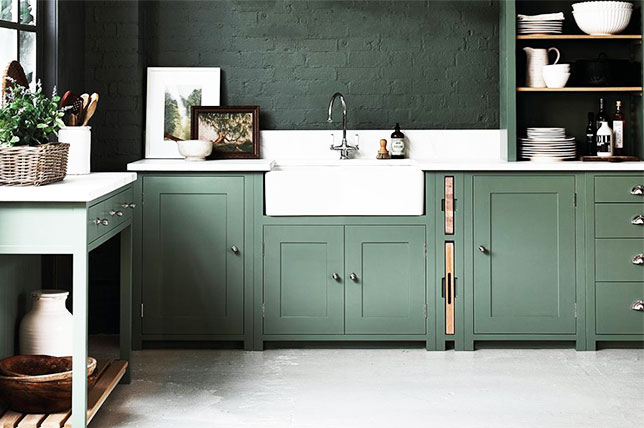 ideas to decorate with sage green paint