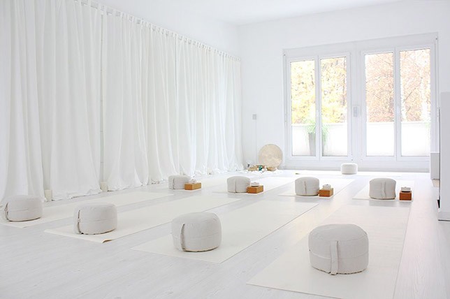 Meditation Room Ideas How To Create A Tranquil Oasis Decor Aid