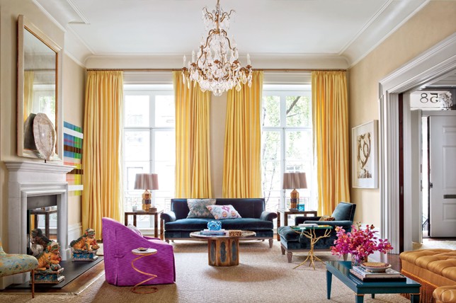 Living amenajat cu mobilier clasic in stil Art Deco