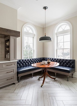 elegant kitchen Banquette