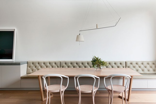 neutral kitchen Banquette