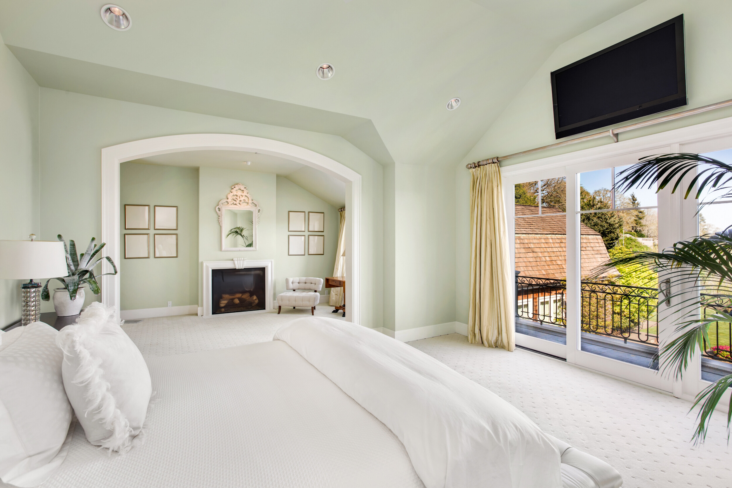 bedroom with vaulted ceiling green