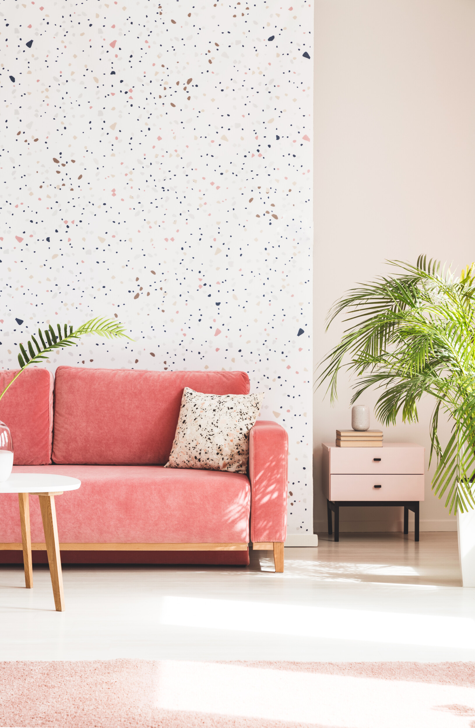 dotted wallpaper design