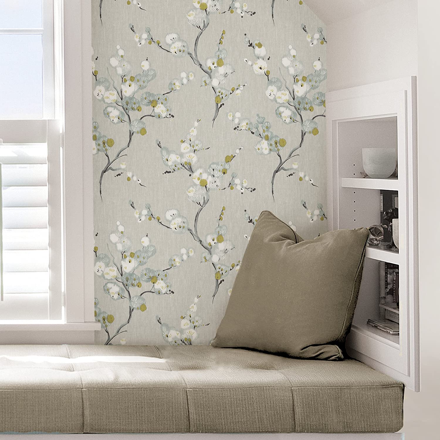 floral wallpaper interior idea