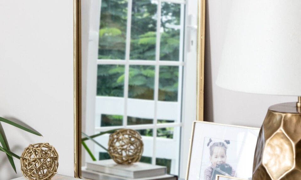 golden frame mirror decor