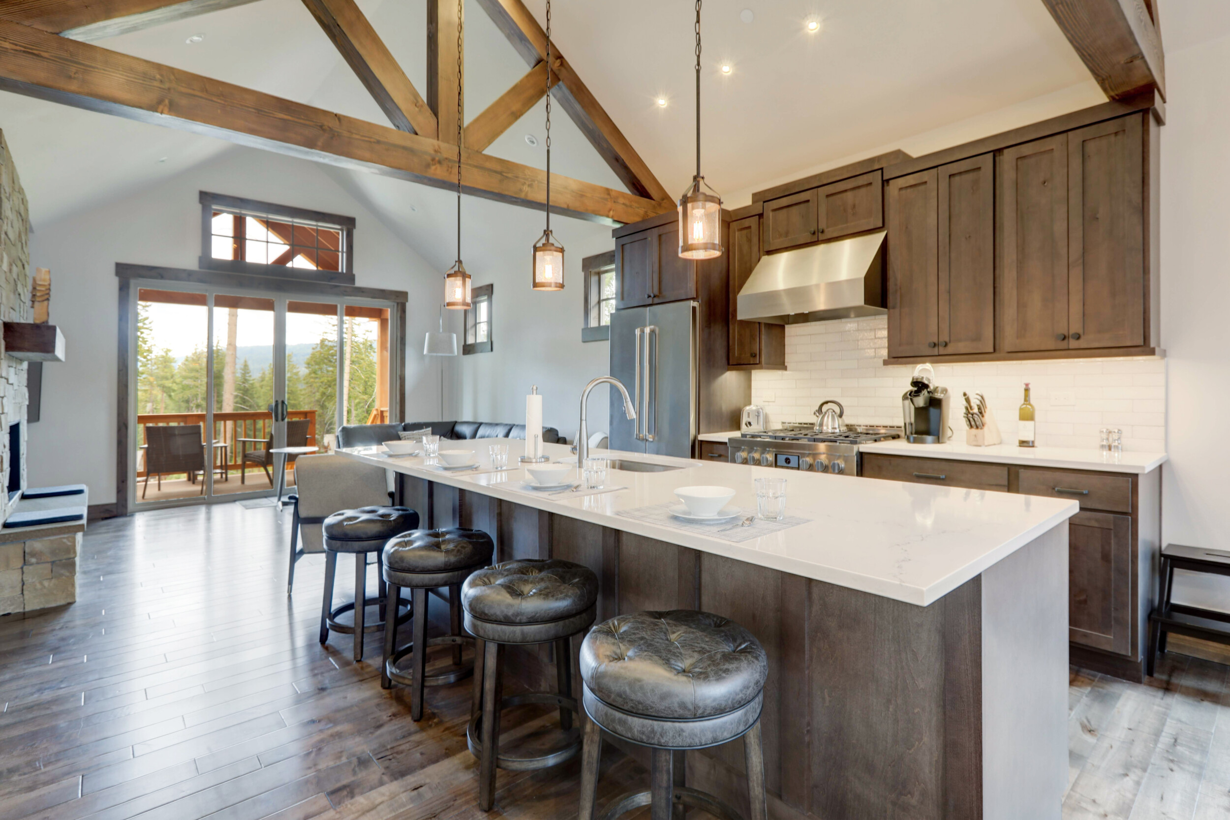 kitchen wooden beams vaulted ceiling