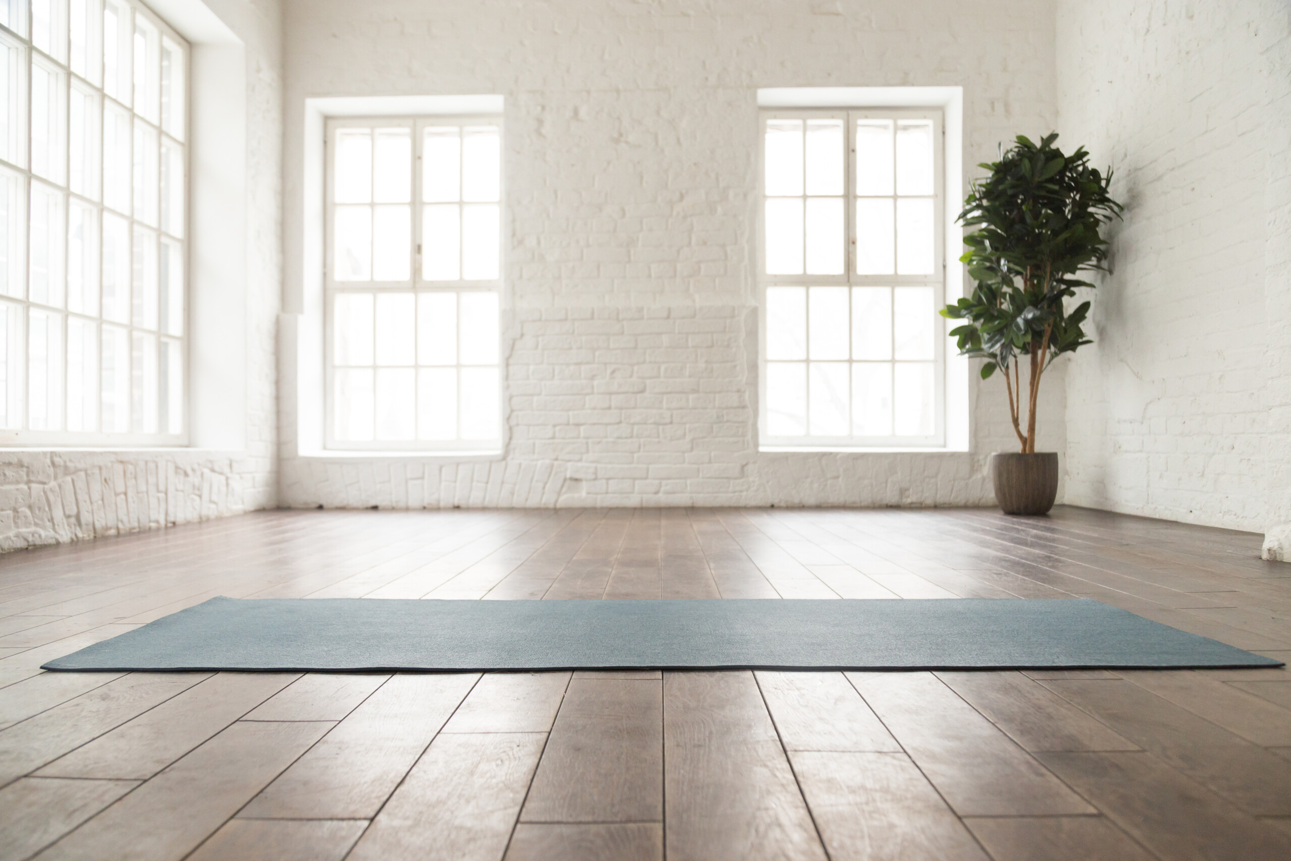 10 Great Ideas + Furnishings To Create A Spirited Meditation Room - Décor  Aid
