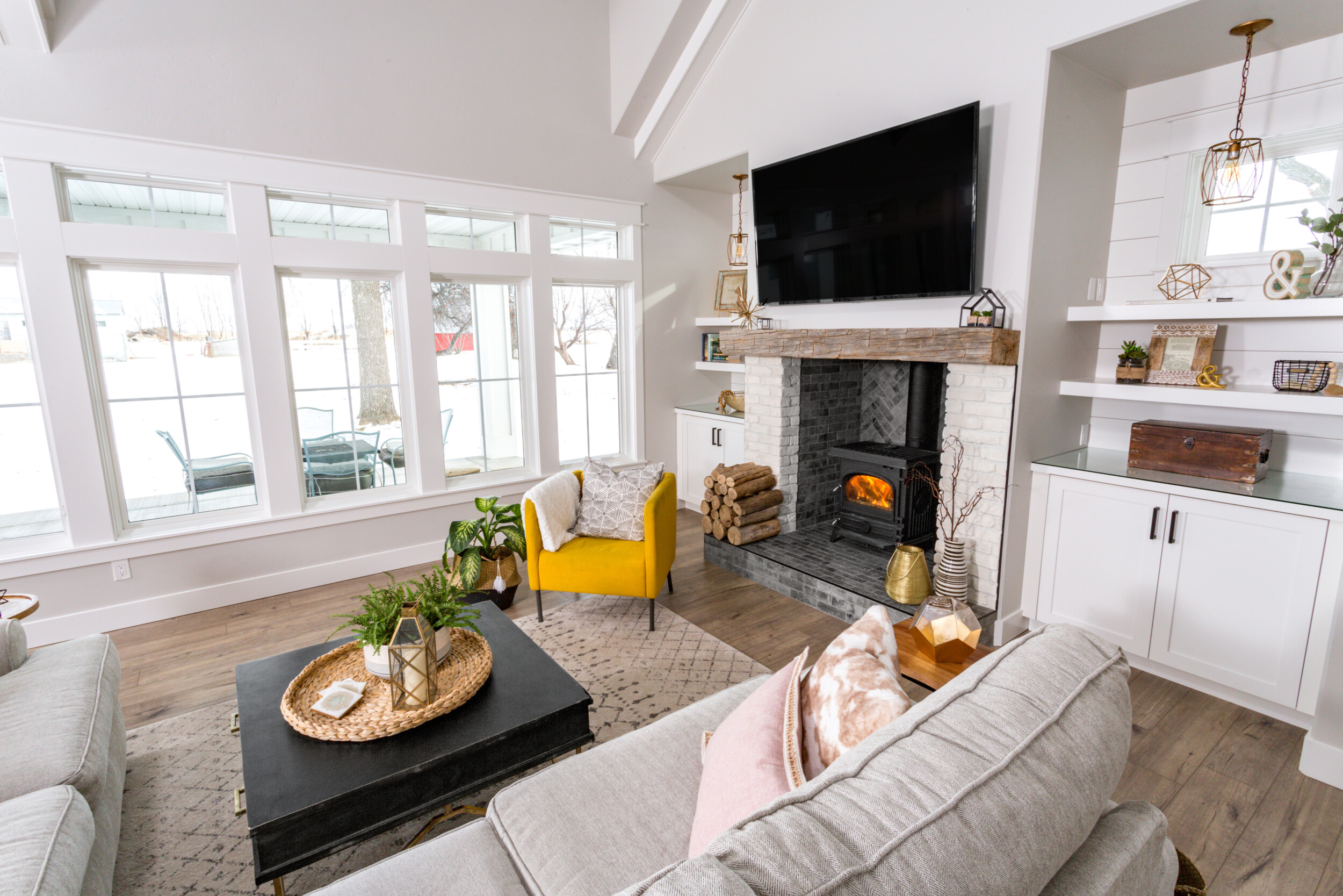 modern farmhouse living room interior