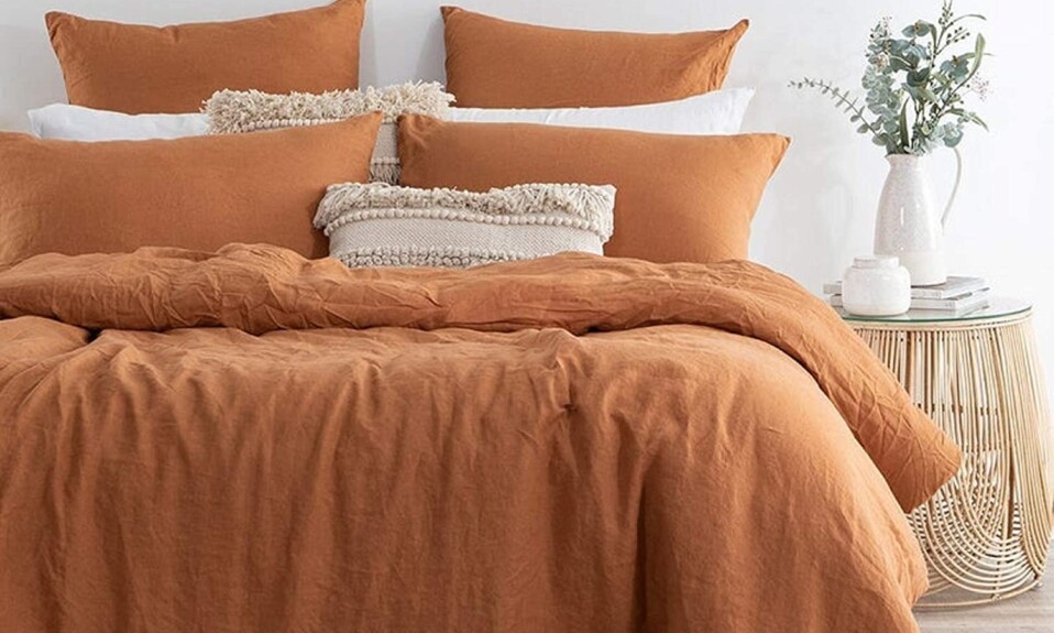 orange bedding idea