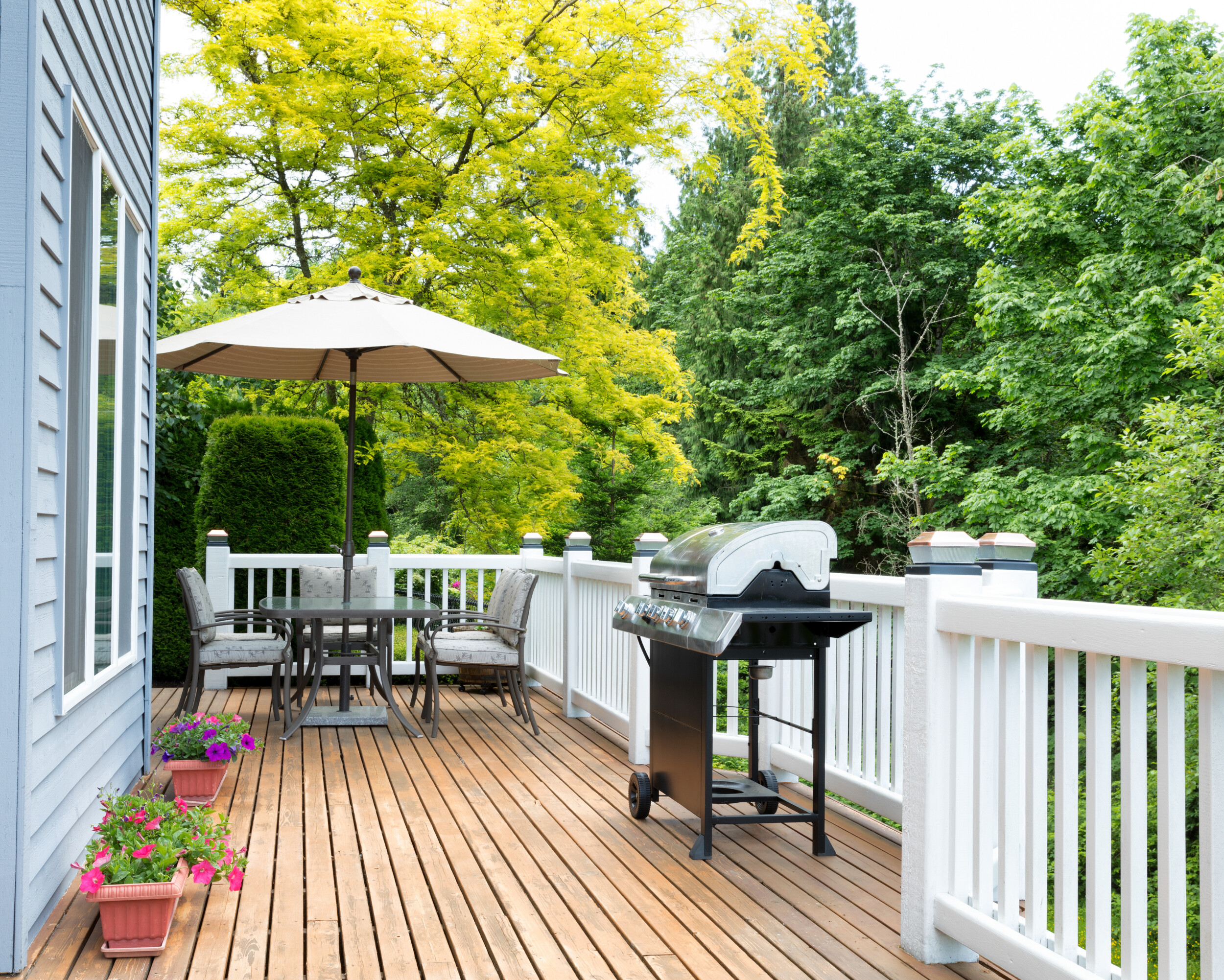 outdoor deck white railing