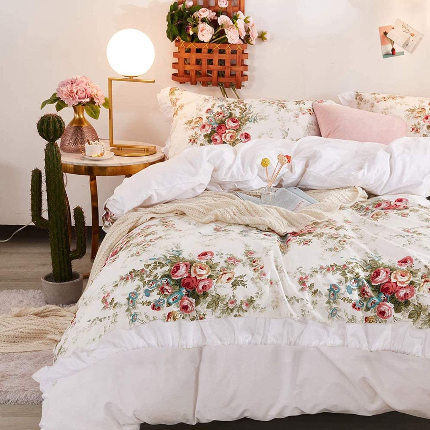 vintage floral bedding