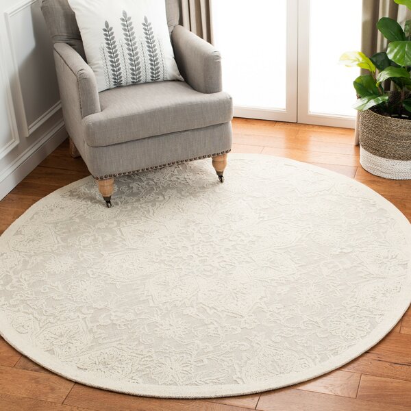 Ivory Glam Tufted Round Rug