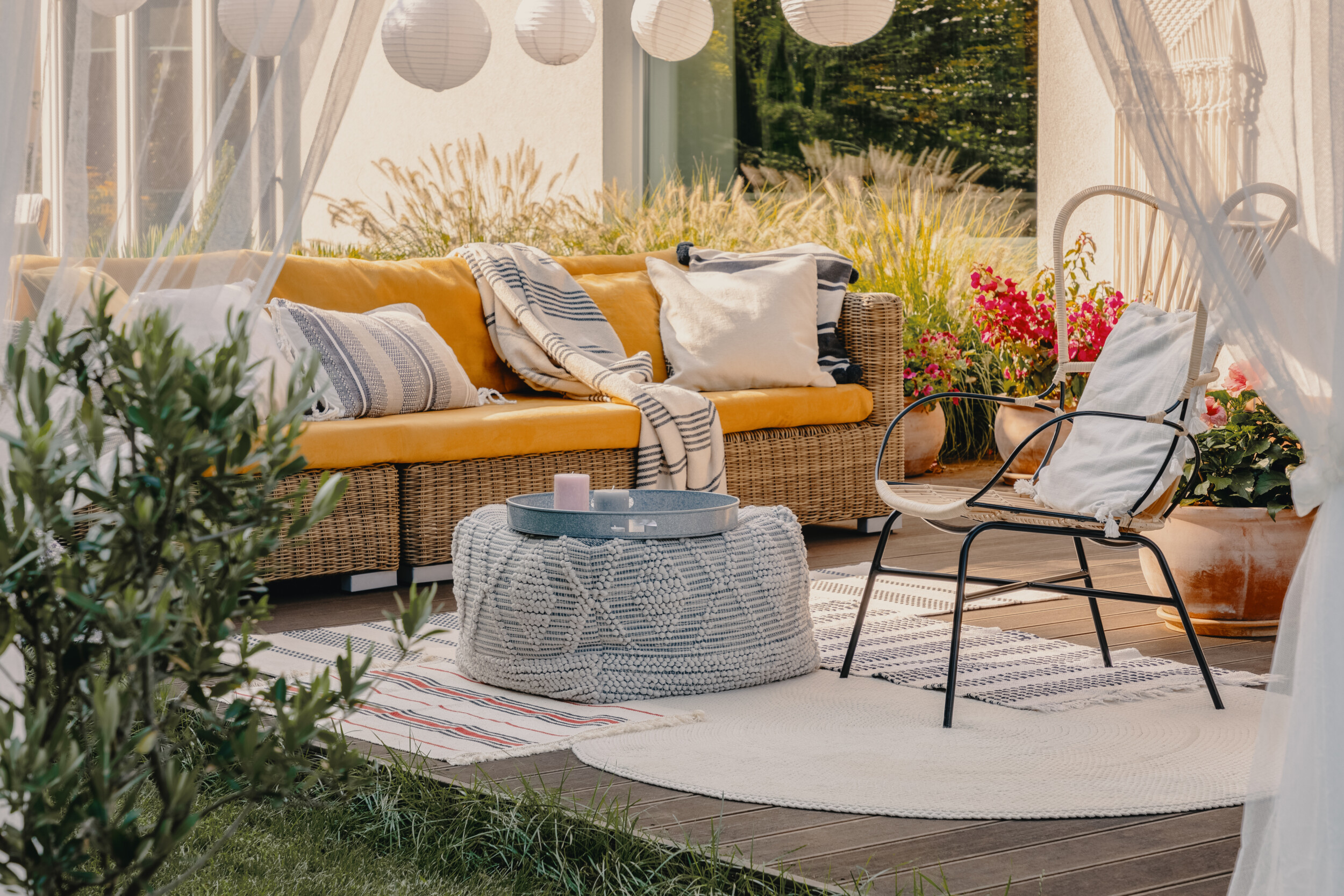 Outdoor Decor Love: Top Summer Design Items - Decorilla